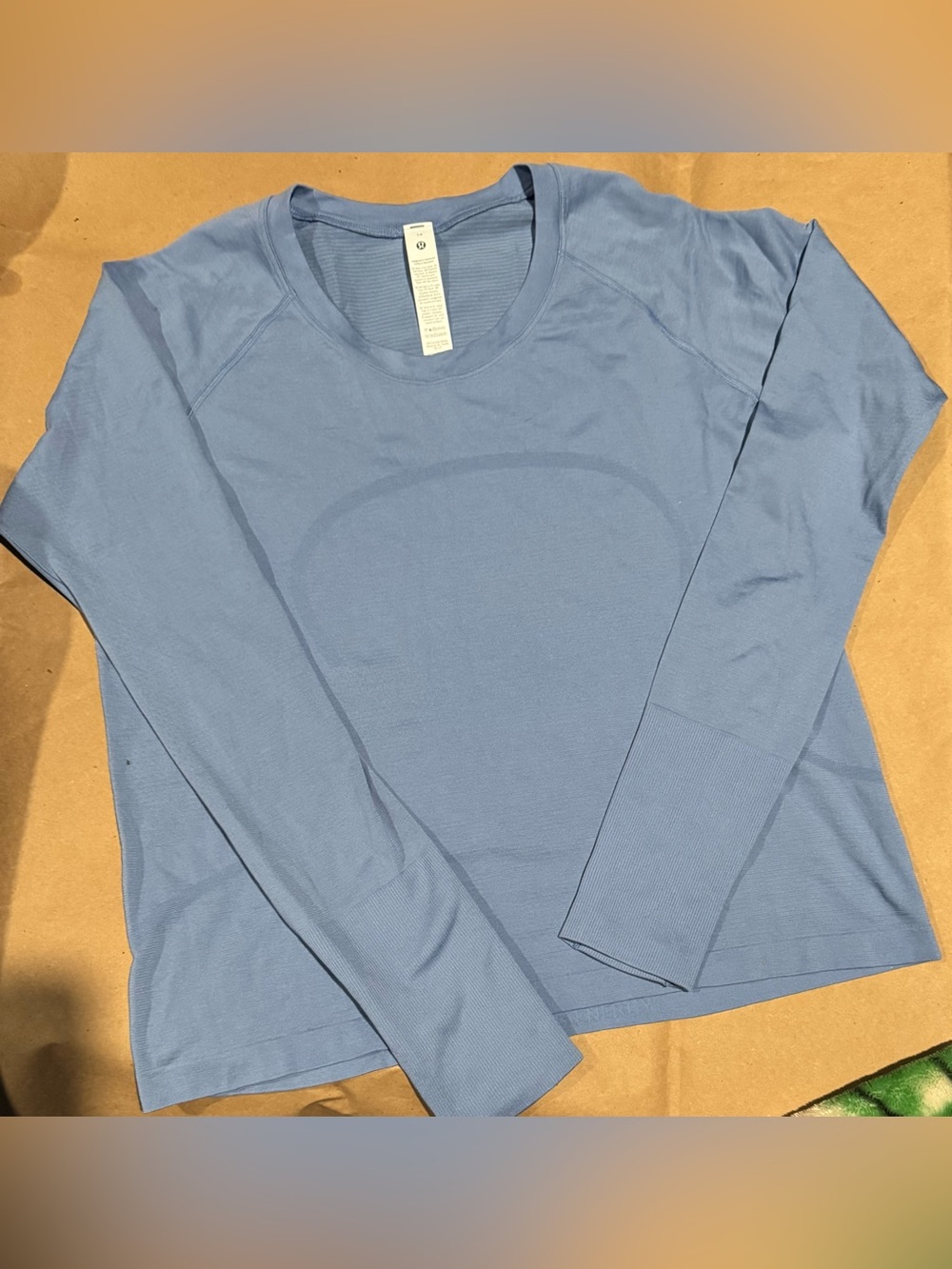 lululemon Swiftly Tech LS 2.0 *Race - Blue Heathered - Size 14 NWOT with sm flaw